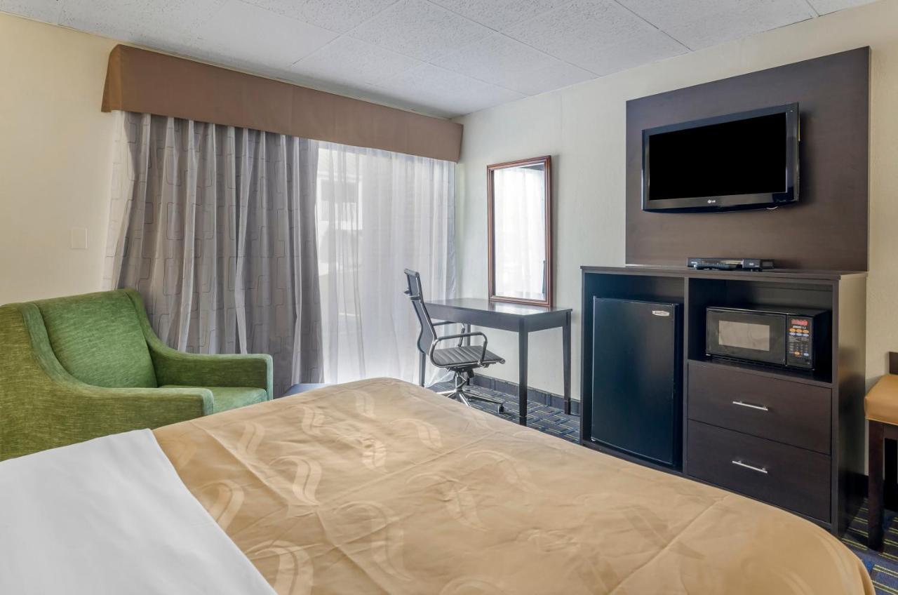 Econo Lodge Waynesboro - Skyline Drive ภายนอก รูปภาพ